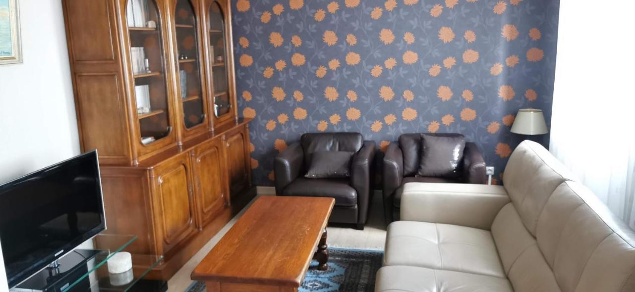 Logement Hyper Centre Champagnole Eksteriør bilde
